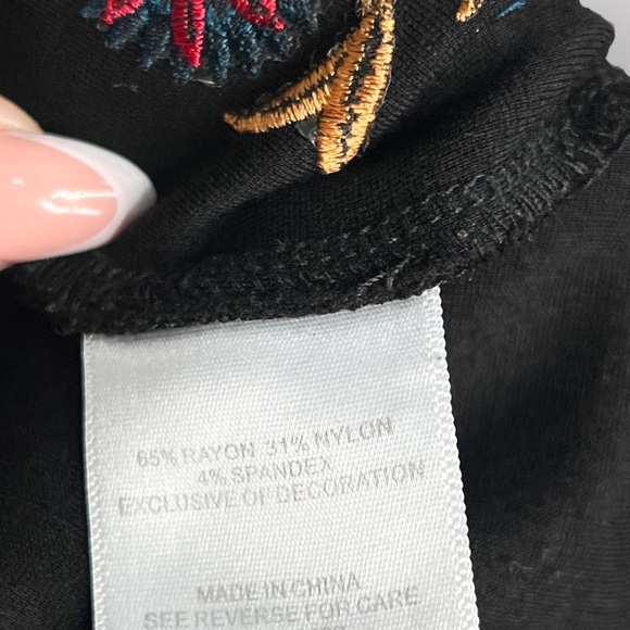 MODCLOTH Black Floral Embroidered Pants (Sz S) - Picture 5 of 6